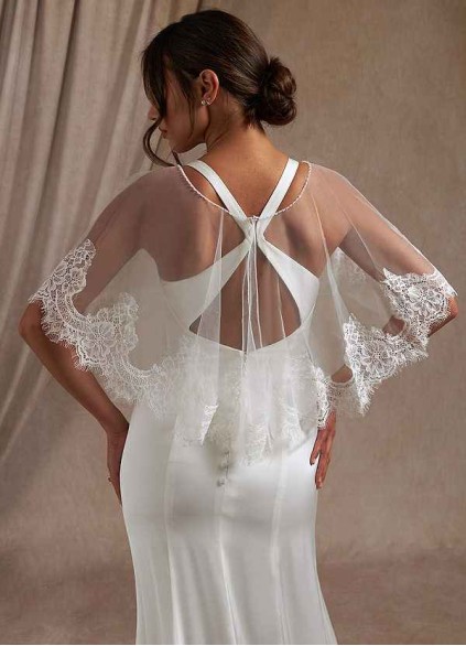 Juecet Delight Lace Tulle Wrap