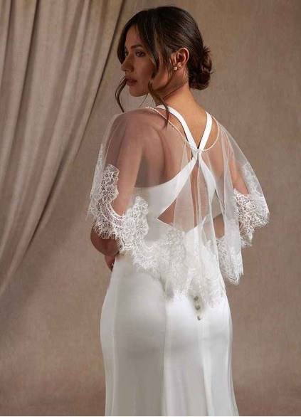 Juecet Delight Lace Tulle Wrap