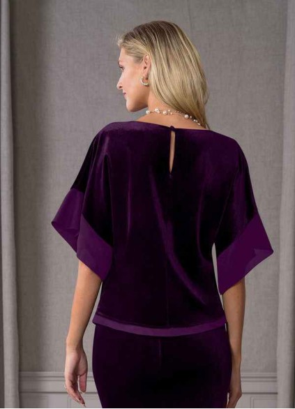 Juecet Fianna Velvet Blouse
( Final Sale ) Juecet Fianna Velvet Blouse
( Final Sale )