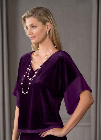 Juecet Fianna Velvet Blouse
( Final Sale ) Juecet Fianna Velvet Blouse
( Final Sale )
