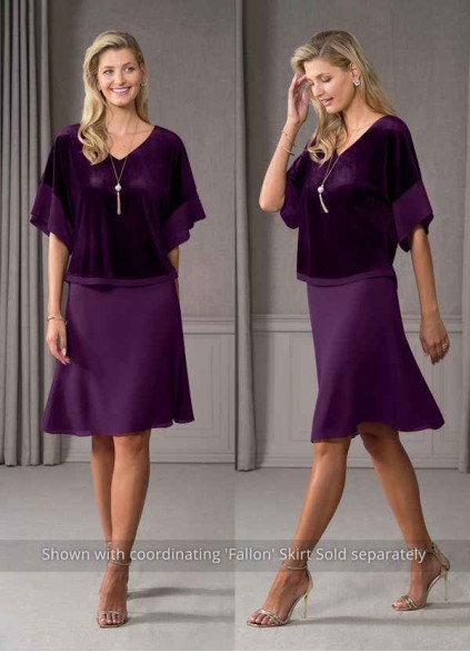 Juecet Fianna Velvet Blouse
( Final Sale ) Juecet Fianna Velvet Blouse
( Final Sale )